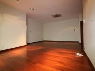 Ideally located in the heart of Colombo 3, this fantastic Iceland apartment is available for immediate rental.
At 1750 sq.ft. the apartment is sp...