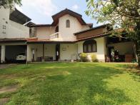 British Brokers is delighted to offer for sale this spacious family home off Rajagiriya Road, Rajagiriya.

Covering 28.5 perches (including the ...