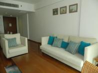 Benefiting from an excellent sea view, this high floor Monarch apartment offers convenience and luxury in the heart of the city.

Covering 975 s...